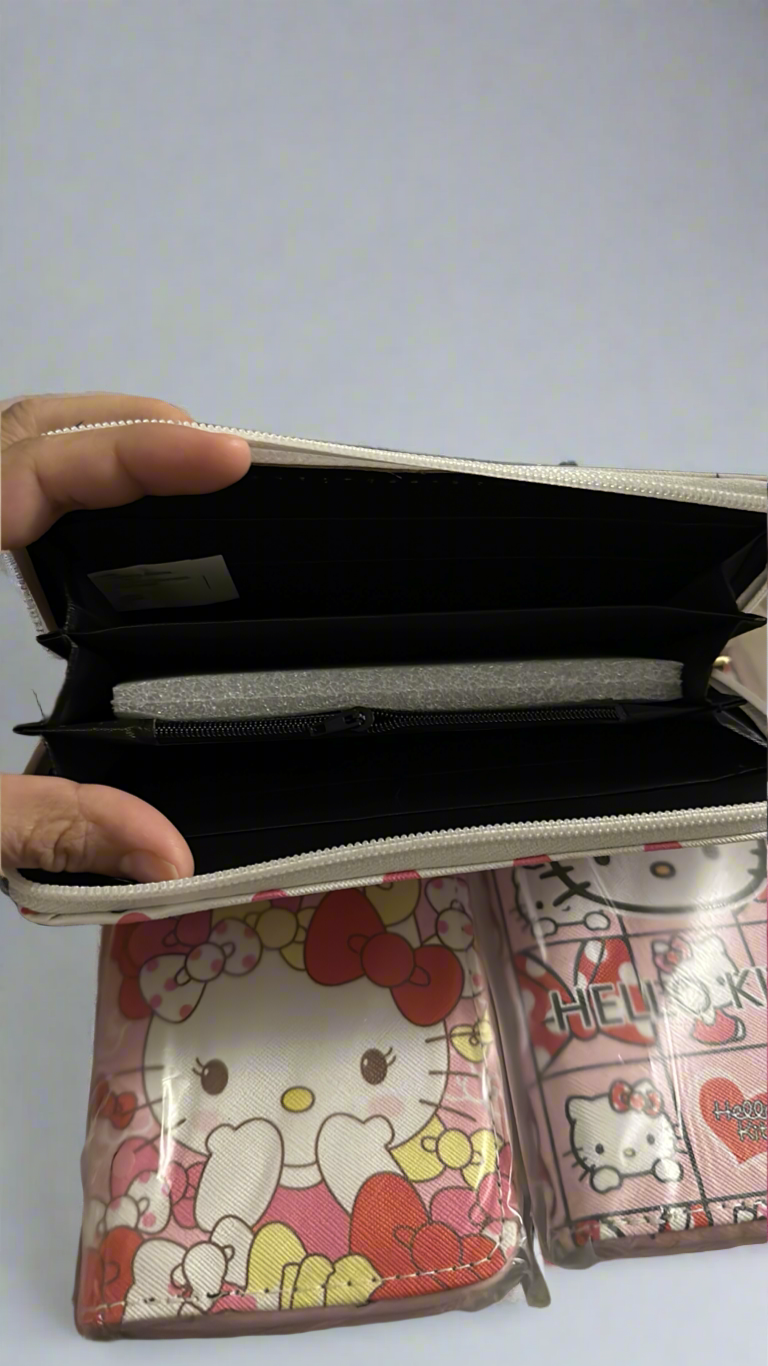 ✨Hello Kitty Wallet✨