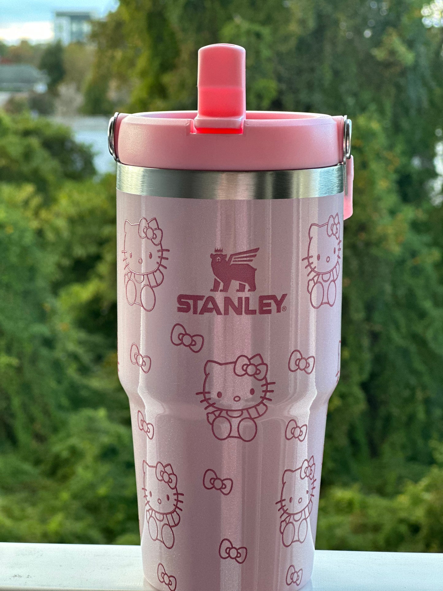 ✨Hello Kitty Cups✨