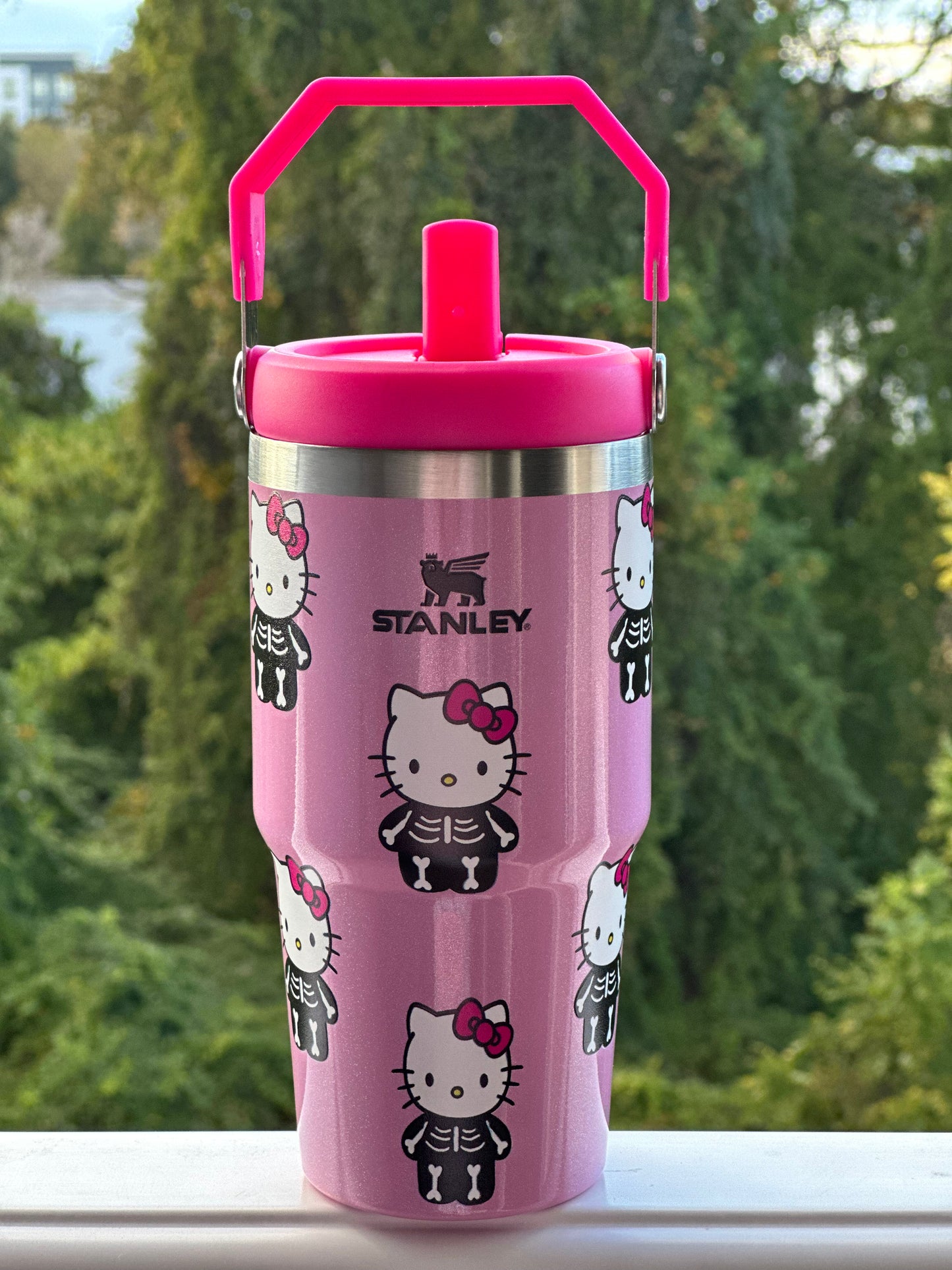 ✨Hello Kitty Cups✨