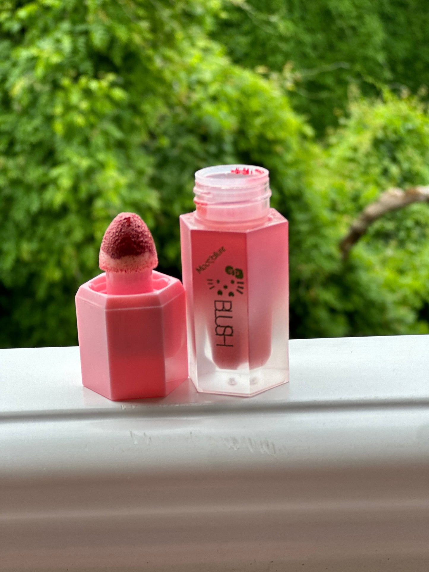 ✨Hello Kitty Blush✨