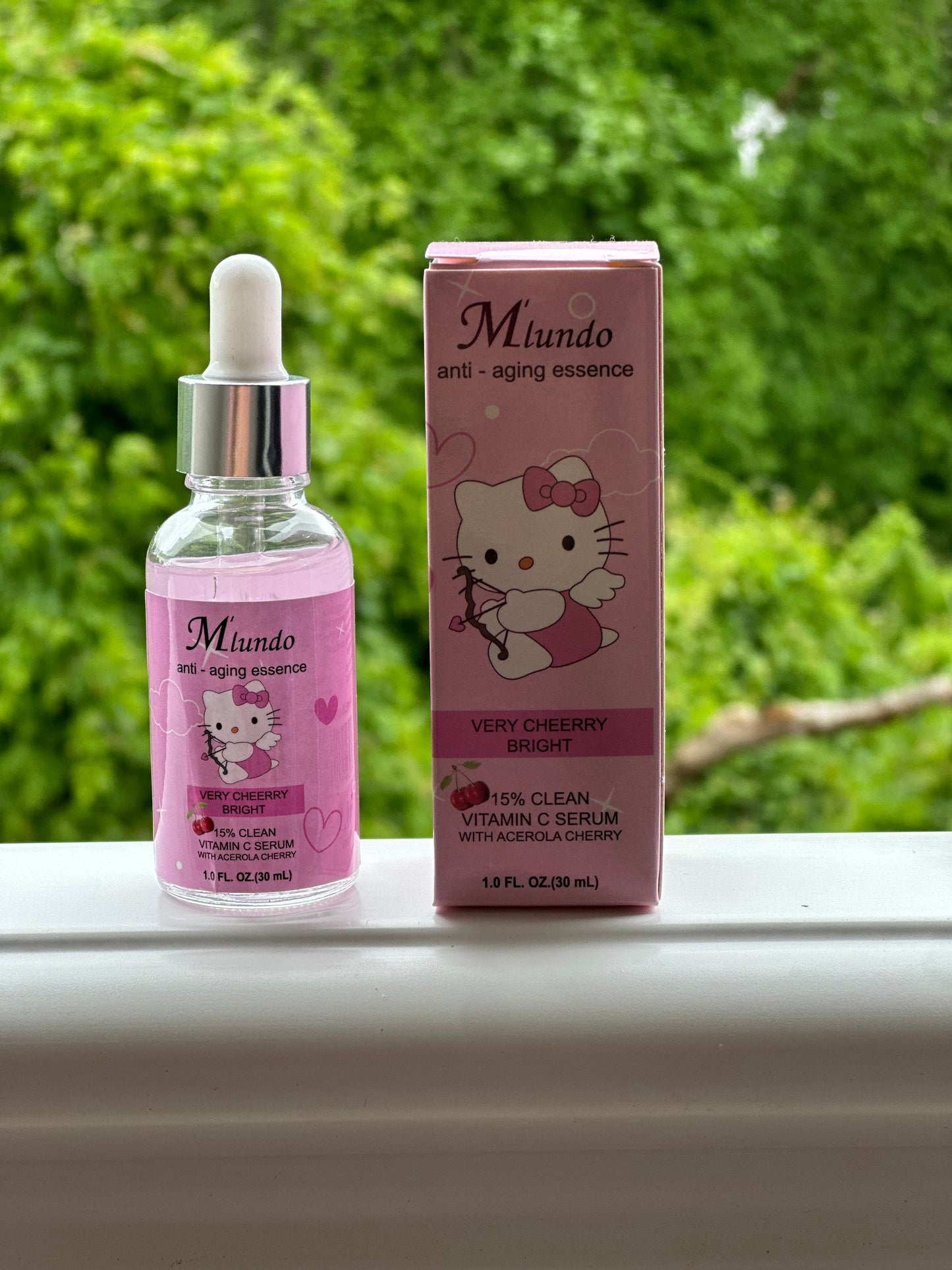 ✨Hello Kitty Face Serum✨
