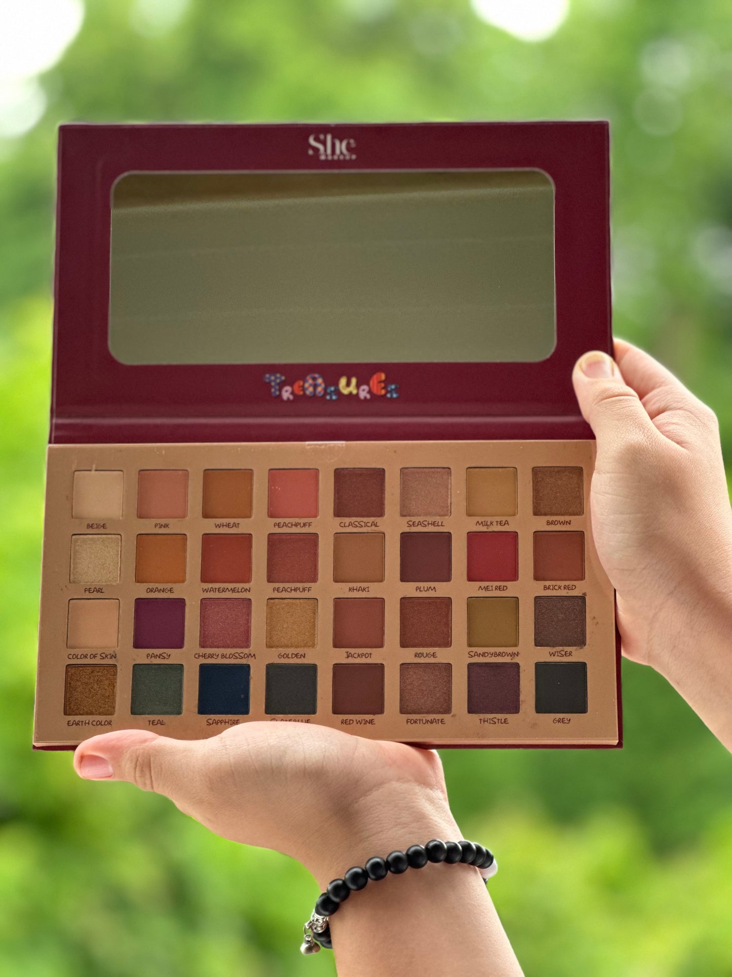 ✨"Treasures" Eyeshadow Palette✨