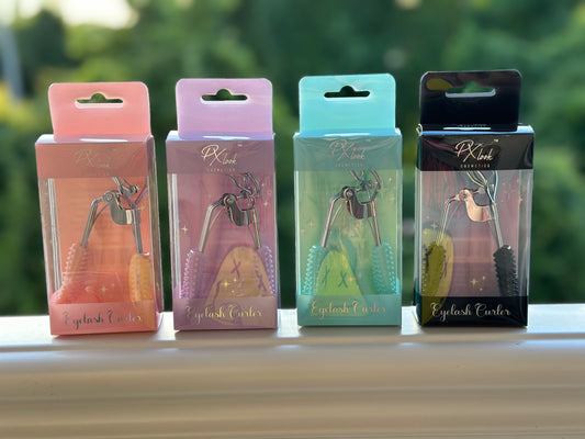 ✨The Eyelash Curler✨