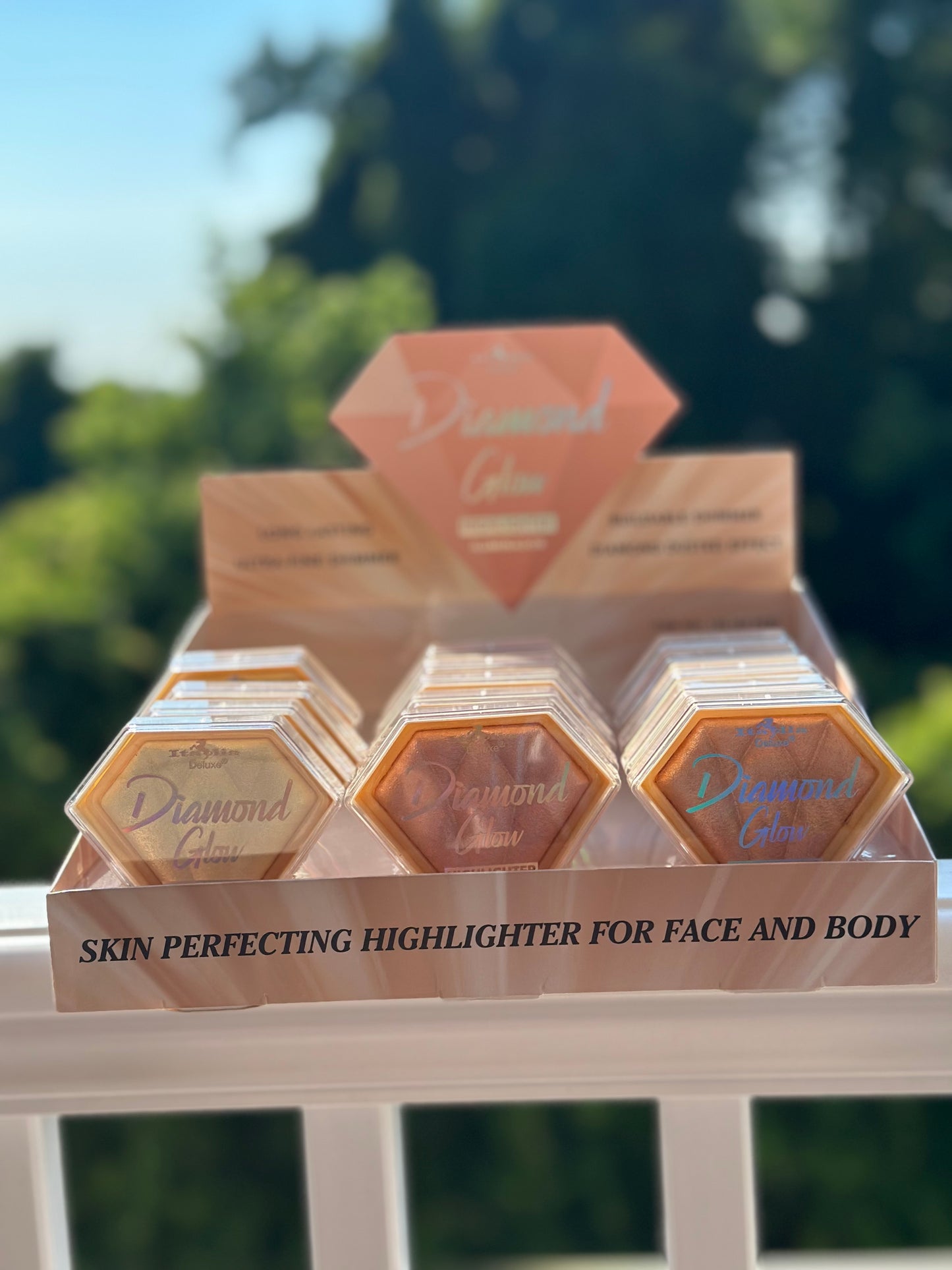 ✨Diamond Glow Highlighter✨